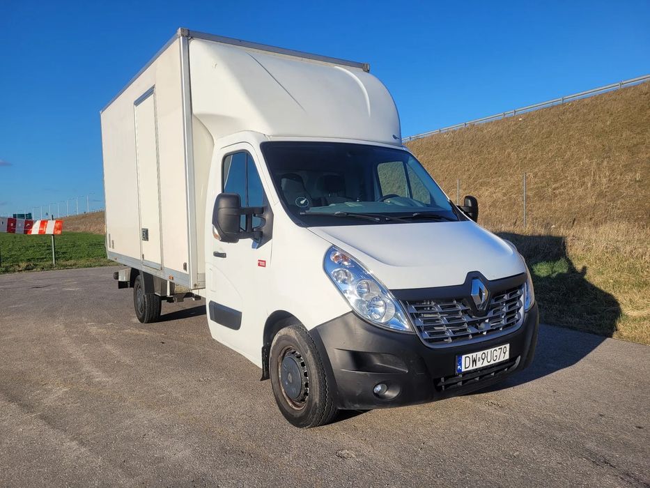 Renault Master  Renault Master Kontener z windą