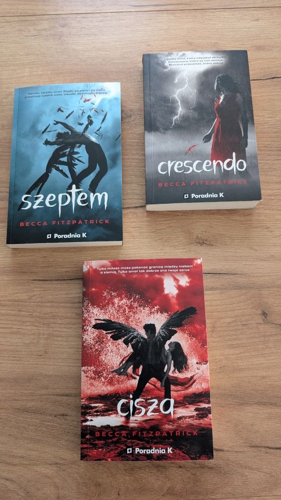 Książki Becca Fitzpatrick Cisza, Szeptem, Crescendo