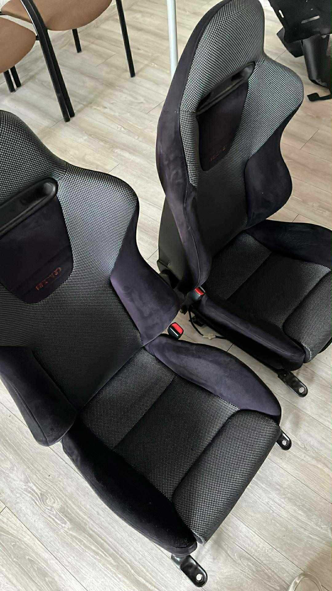 Fotele Kubełkowe RECARO z EVO 5