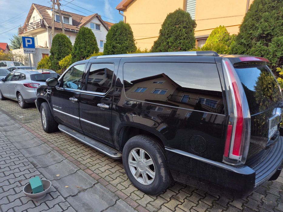 CADILAC ESCALADE długi z gazem
