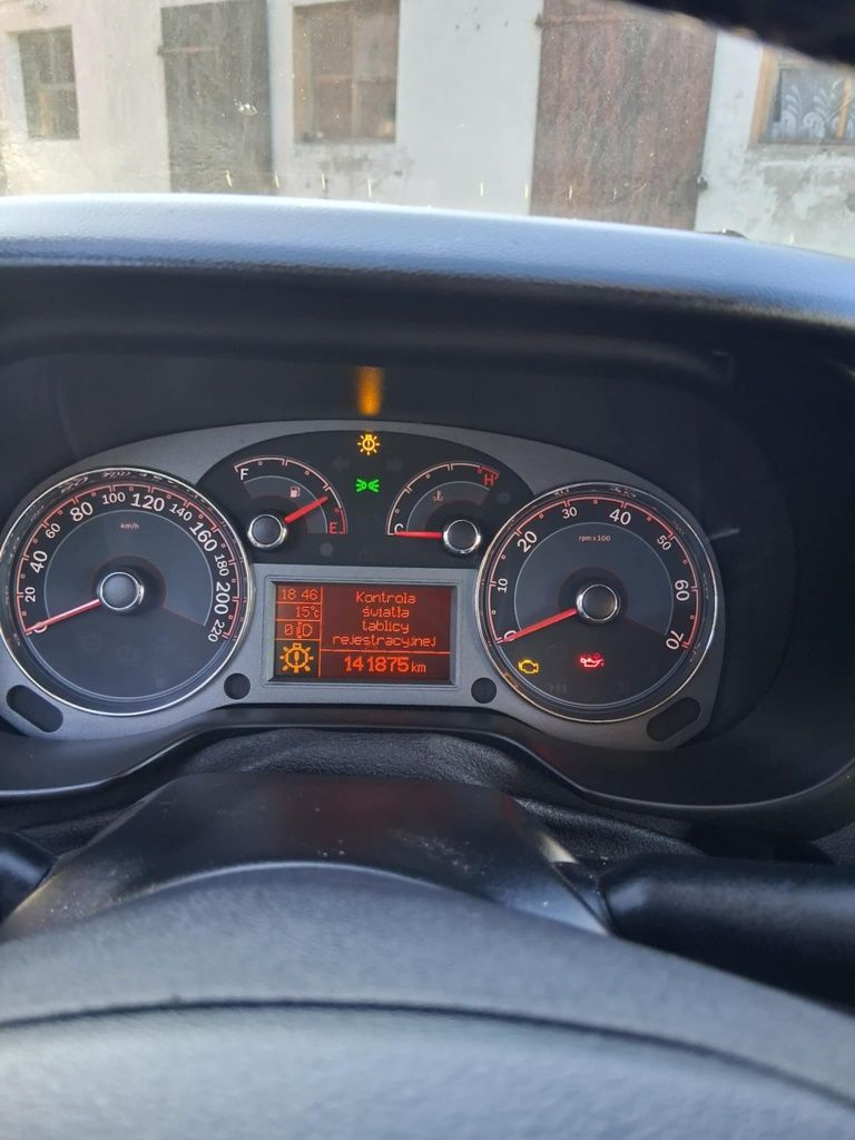 Sprzedam fiat linea 1.4 turbo LPG...nowe