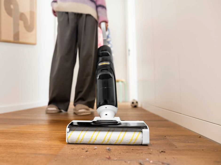 Пилосос, вологе прибирання і сушка 3 в 1 Karcher FCV 4 моющий пылесос