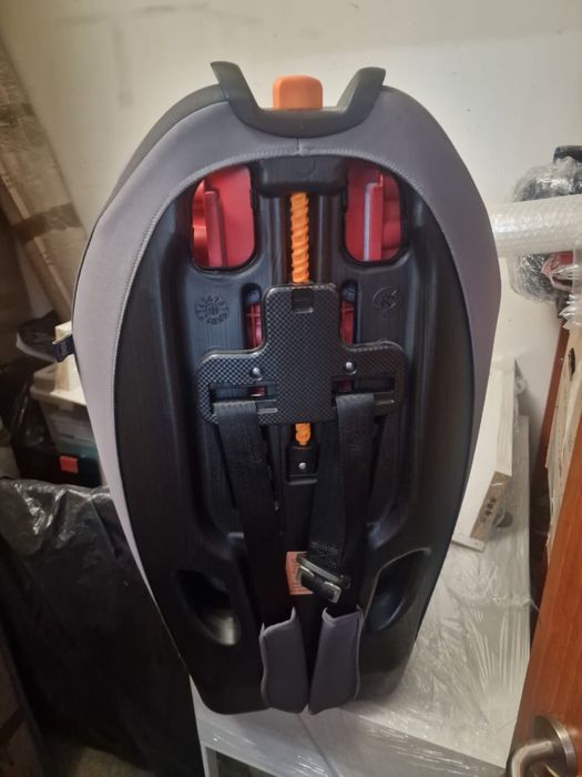 Cadeira Auto Gro-Up 123 9-36 kg Silver Chicco