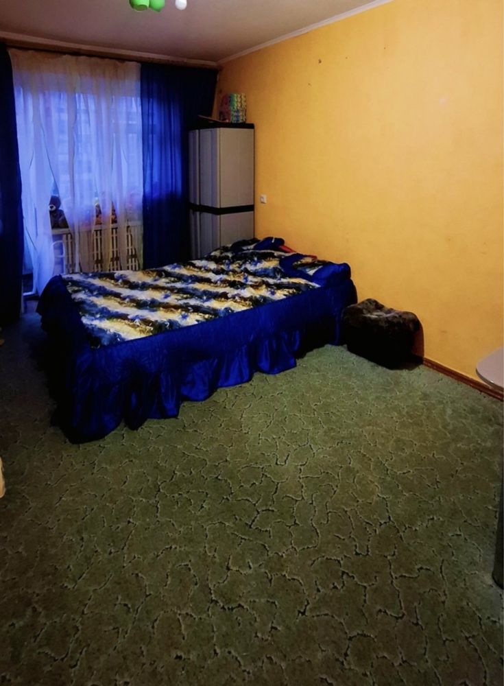 Здається 3 кімнатна квартира