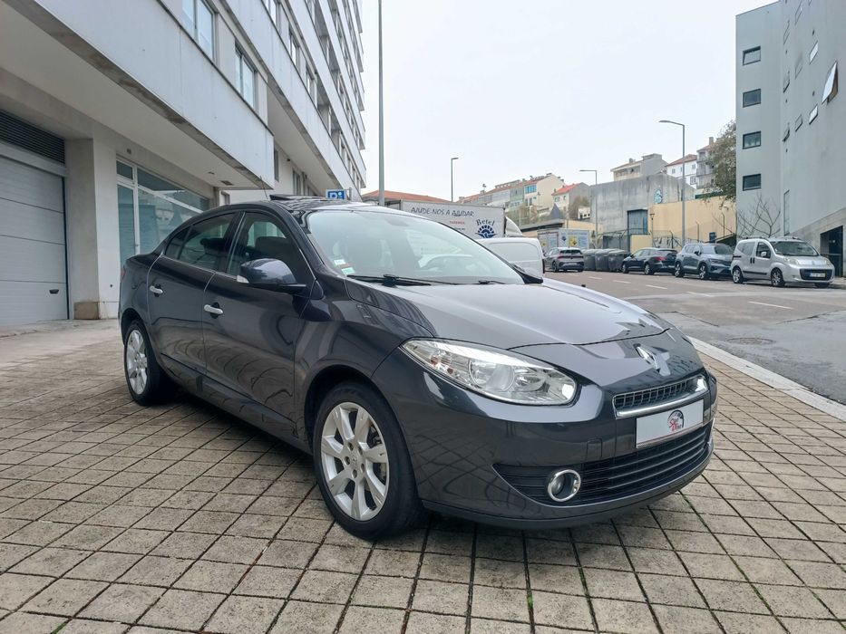 RENAULT FLUENCE 1.5 DCI 110cv com 140 mil qlm