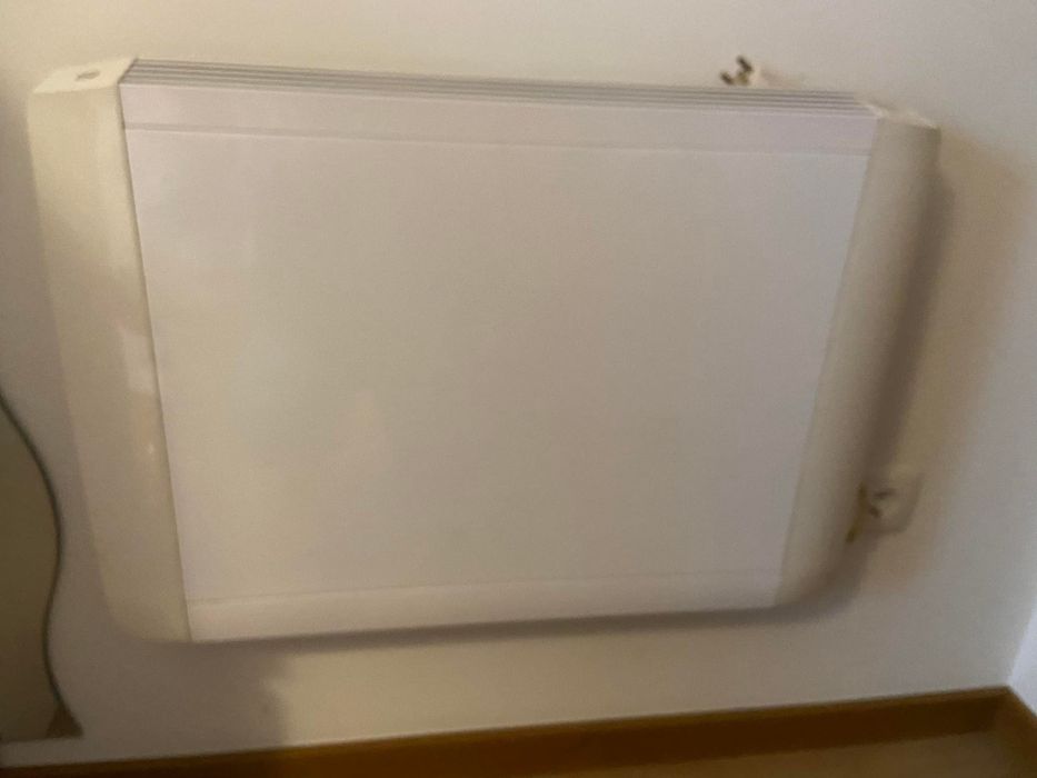 Radiadores Eléctricos Cerâmicos como novos