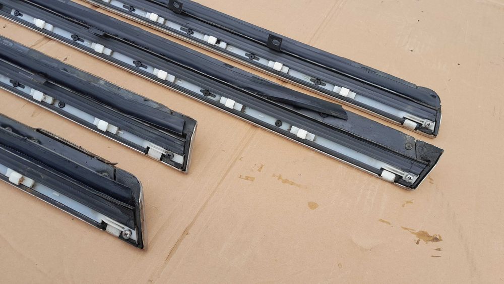 Listwy drzwiowe szerokie aluminiowe chrom AUDI S6 C5 A6 C5 Allroad