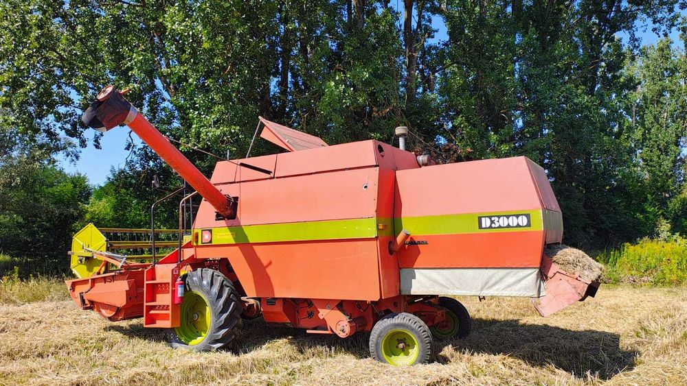 Kombajn zbożowy Dronningborg D3000 super stan, sieczkarnia