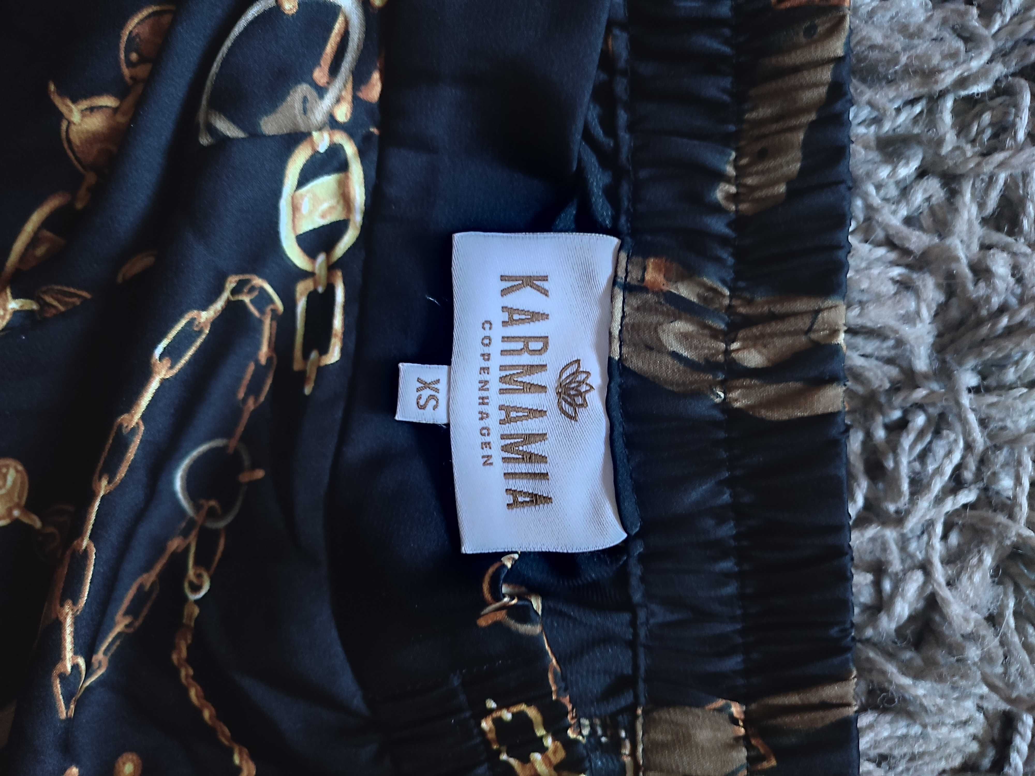 Spodnie damskie modne eleganckie karmamia Black vintage rozmiar xs