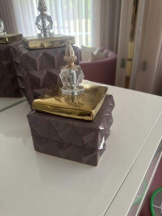 Peças de decoração cor rosa velho