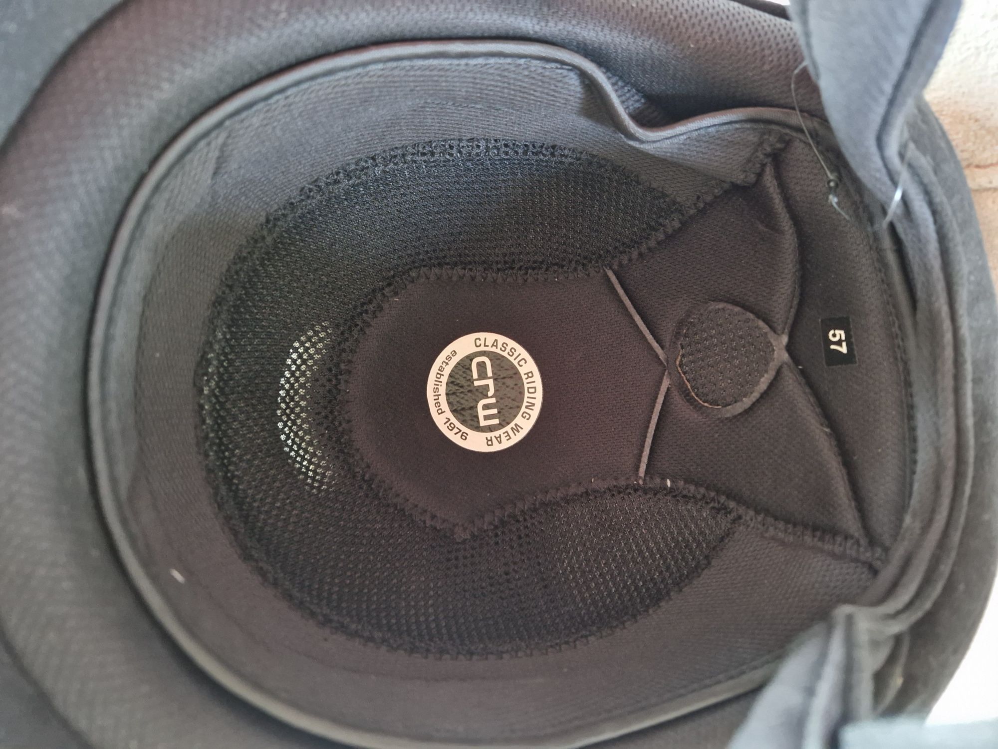 Toczek jeździecki kask na konia