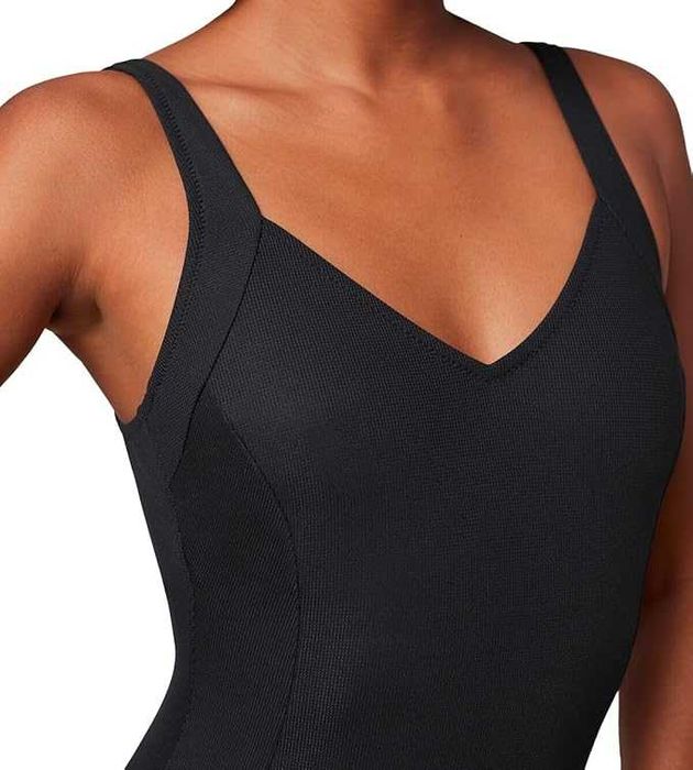 Damski strój kąpielowy jednoczęściowy Triumph 38/D czarny summer