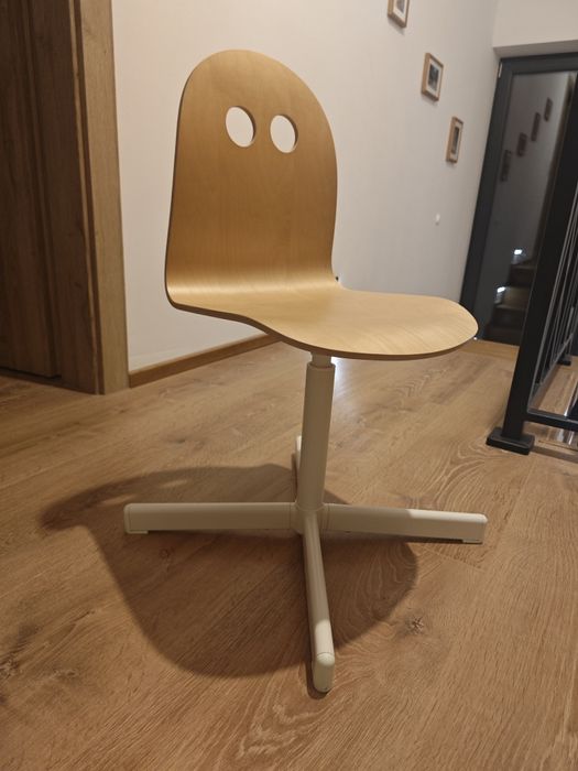 Dziecięce krzesło biurowe