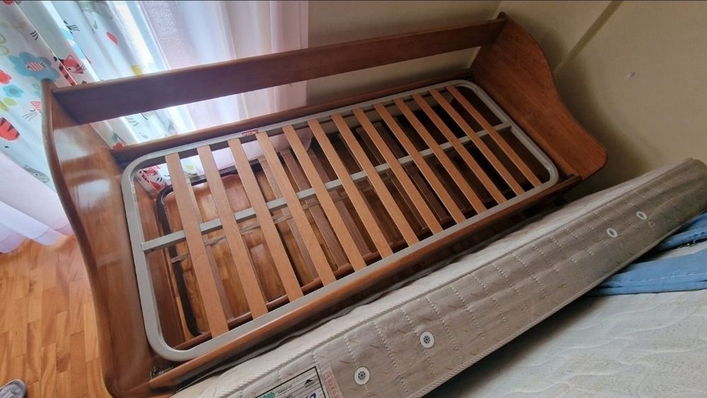 Cama madeira (com gavetão)