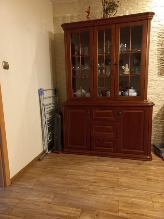 Meble drewniane do salonu, pokoju