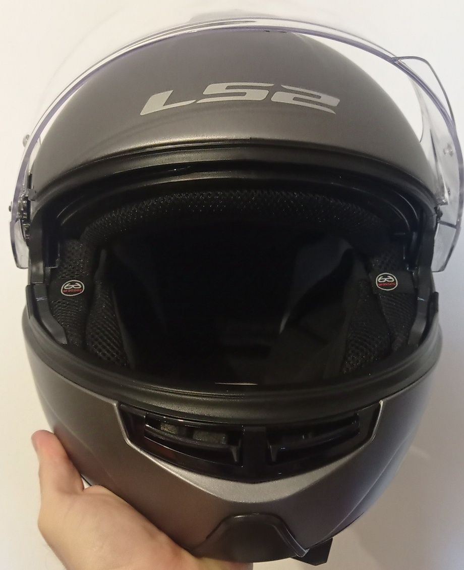 Capacete semi novo!