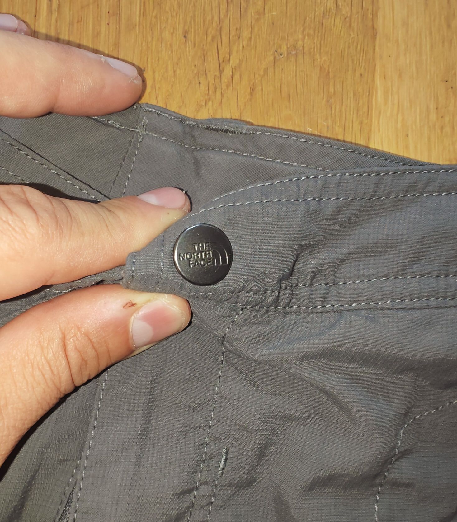 Męskie świetne spodenki szorty The North Face rozmiar S stan BDB!