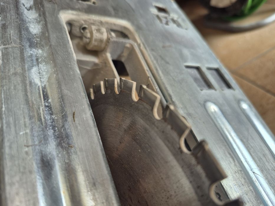 Piła pilarka handkrajzege bosch PKS 66