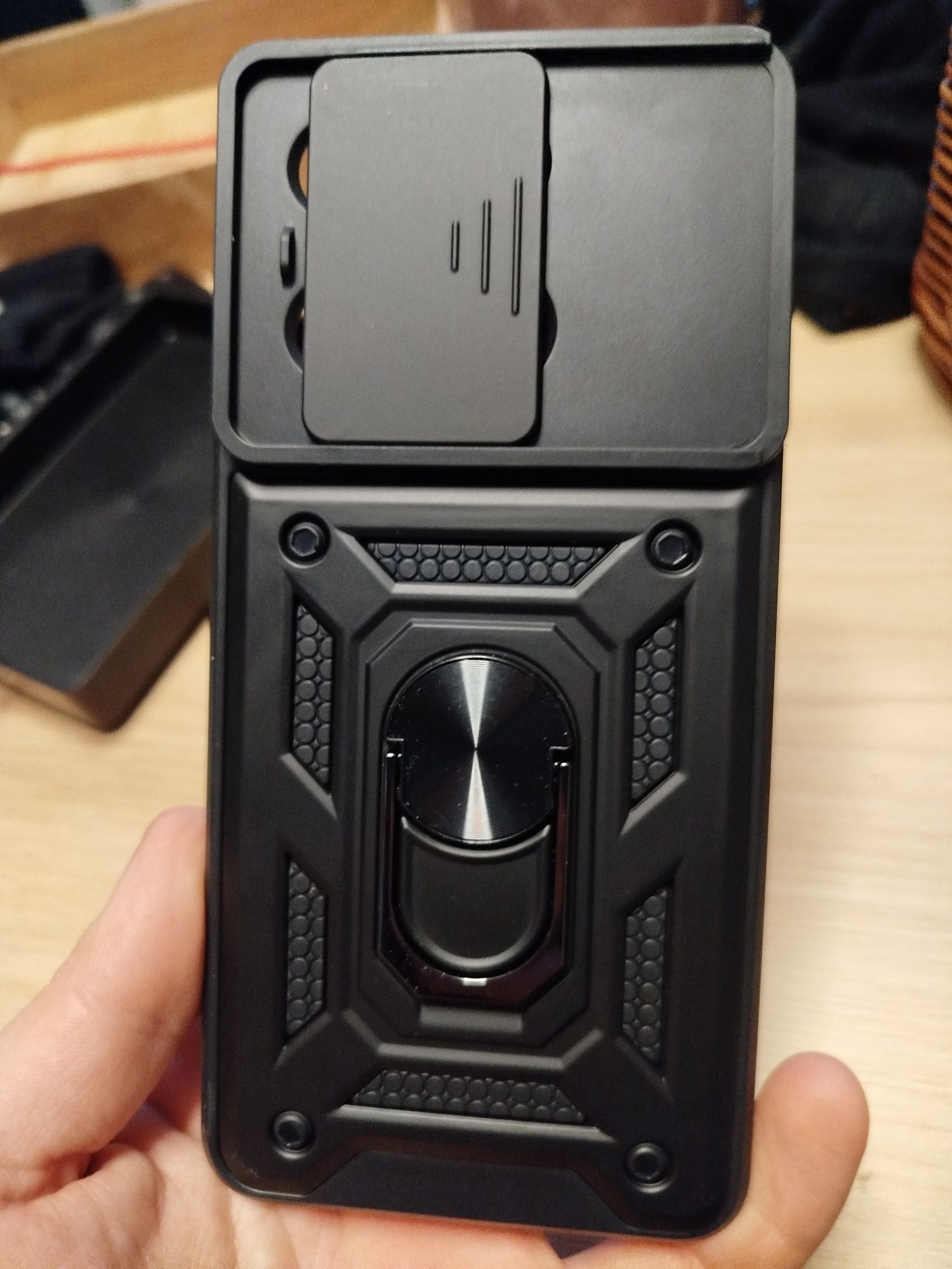 Etui pancerne magnetyczne Xiaomi redmi note 13 4G.