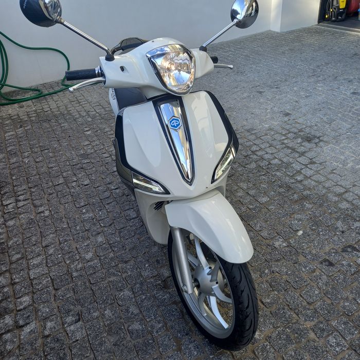 Scooter piaggio liberty 125