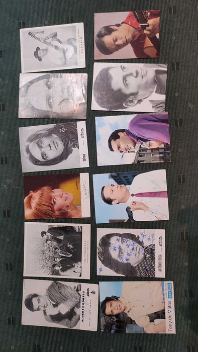 Lote 26 Postais de Artistas Portugueses