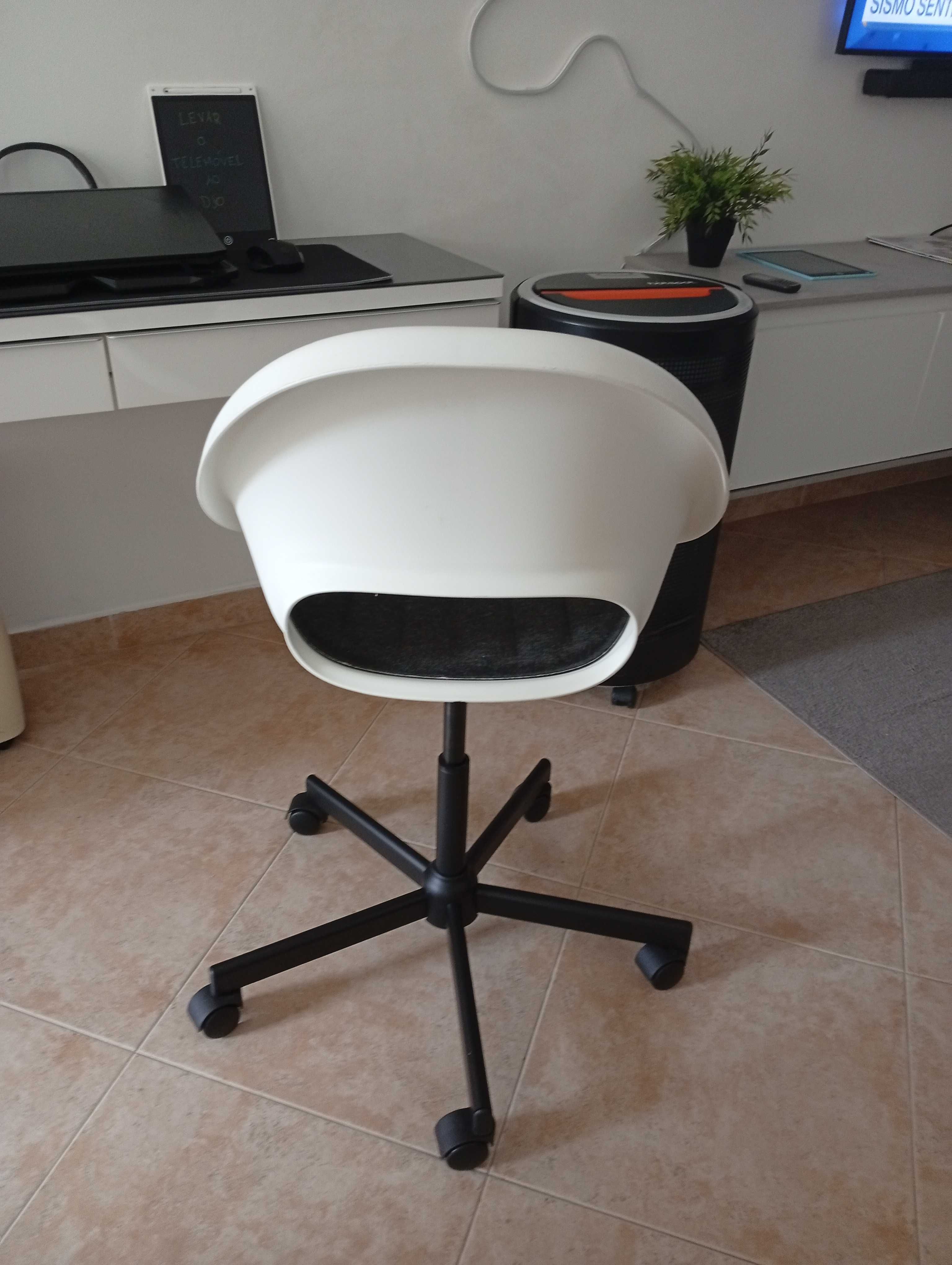 Cadeira secretaria escritório entrego grátis
