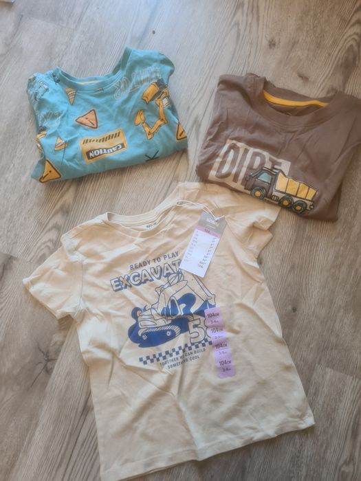 Zestaw bluzek t shirtów koparka dzwig 104cm