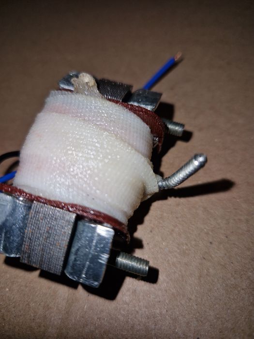 Nowa cewka WN Iskrownika zapłonu silnika Romet motorynka ogar komar pl