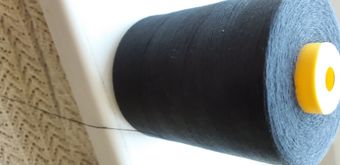Швейная нитка Coats Cometa, черная