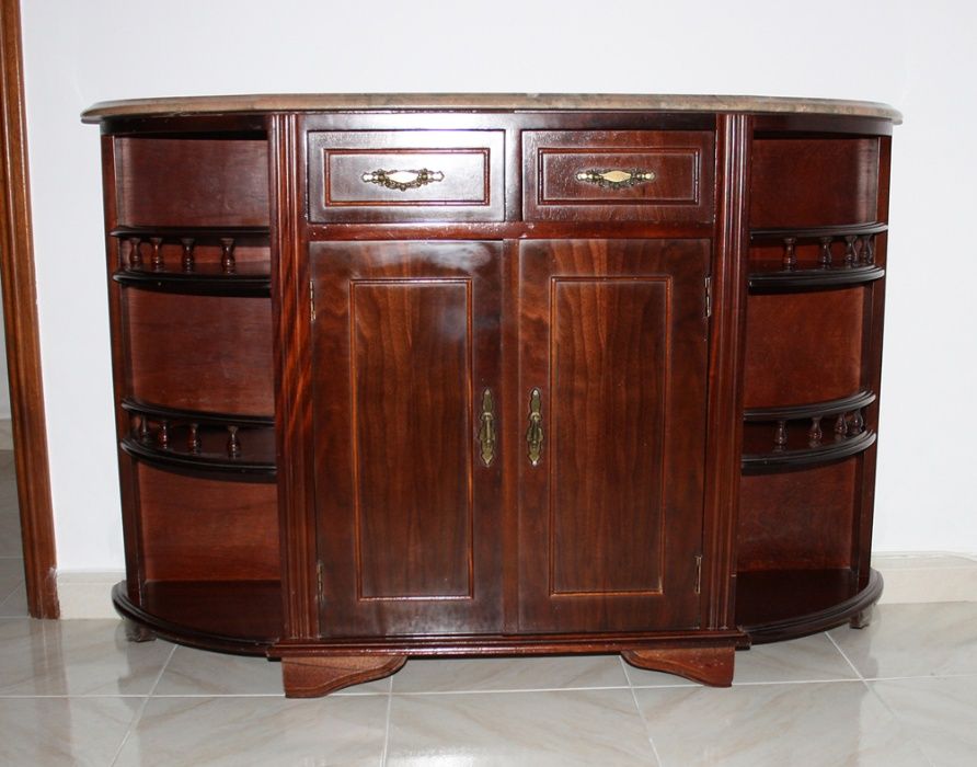 Sapateira para despachar (era 375€)