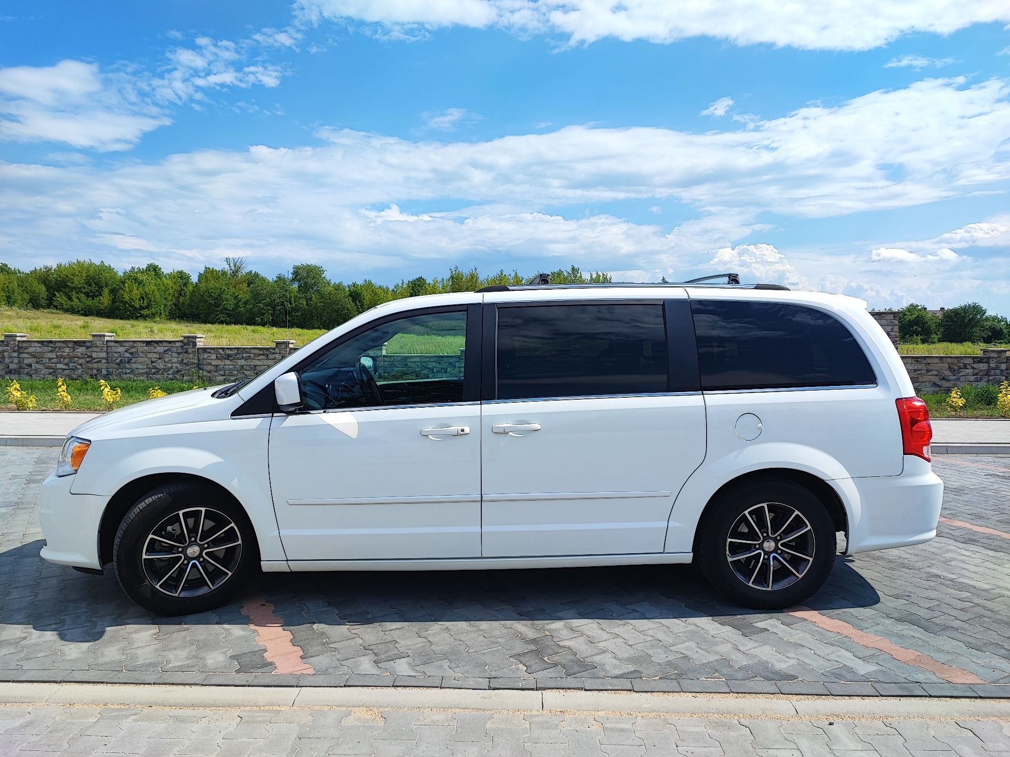 Zadbany Dodge Grand Caravan 3.6 Sxt