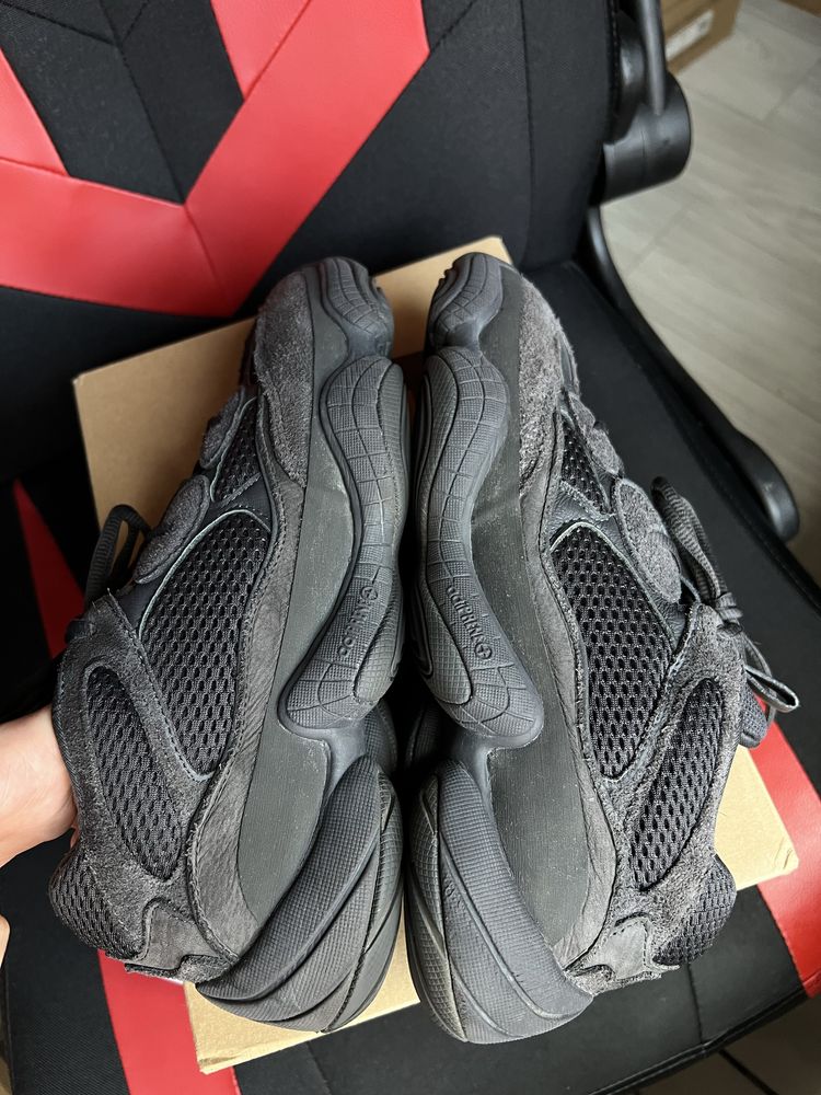 Adidas Yeezy 500 Utility Black czarne sneakersy niskie kanye 44