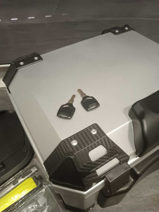 TopCase moto universal 45 litros cinza