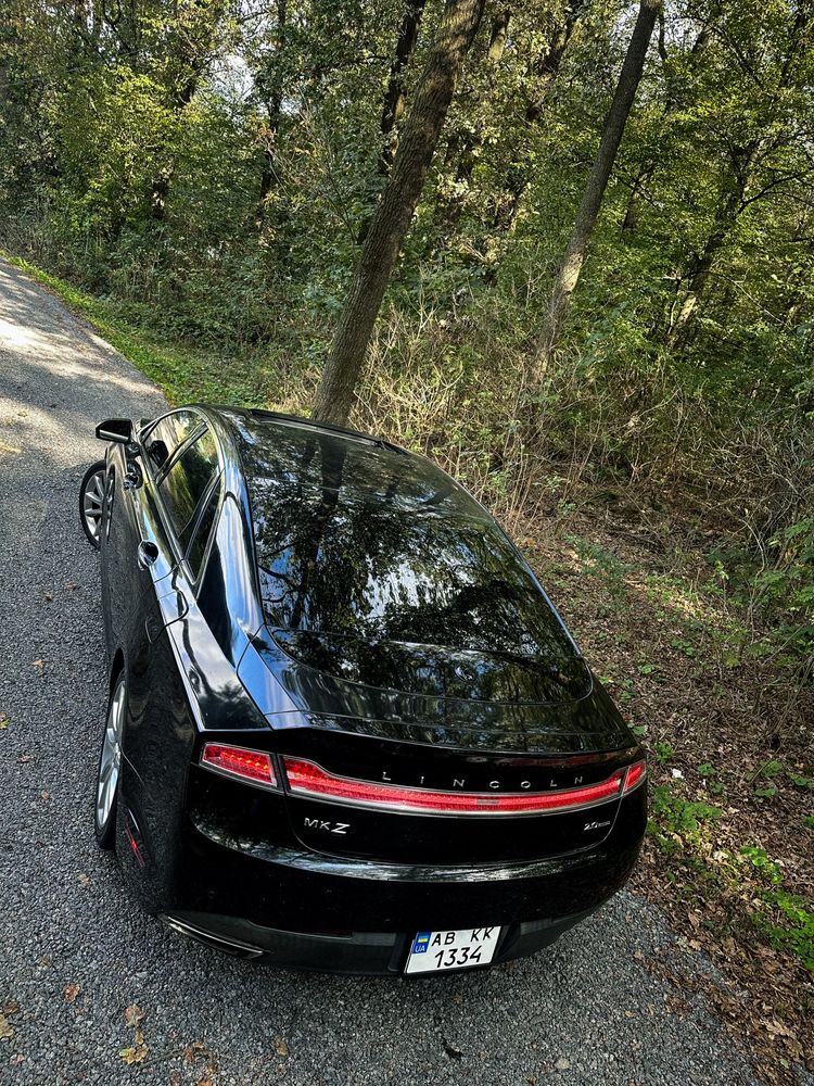 Lincoln mkz 2015 року