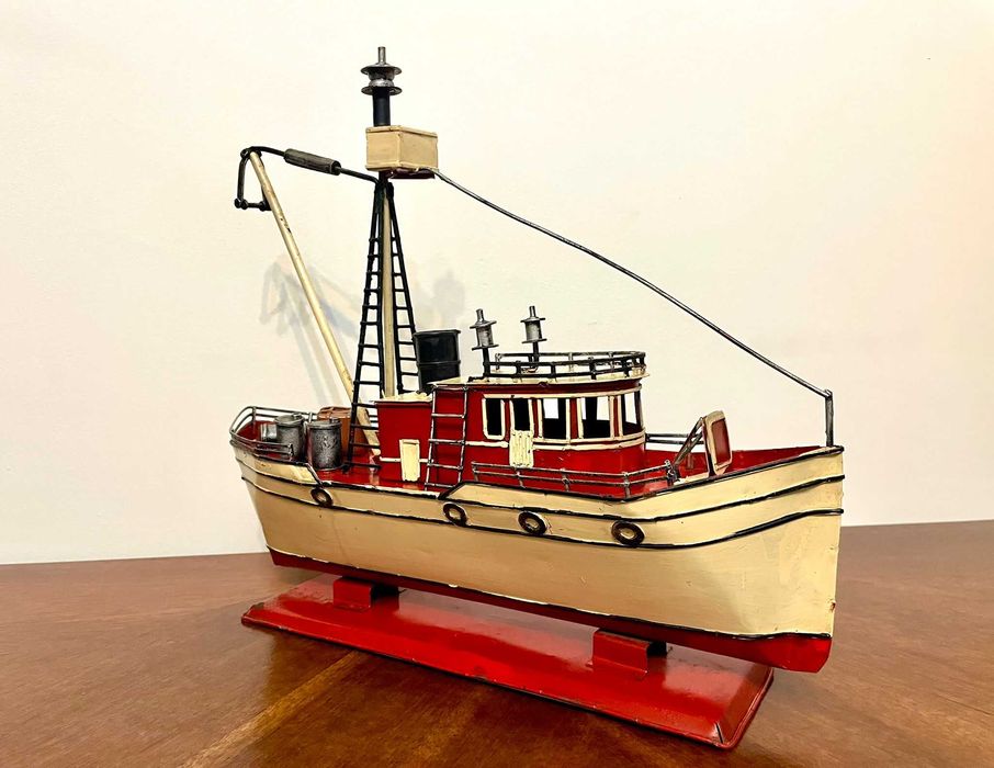 Barcos, veleiros e navios, modelos e miniaturas