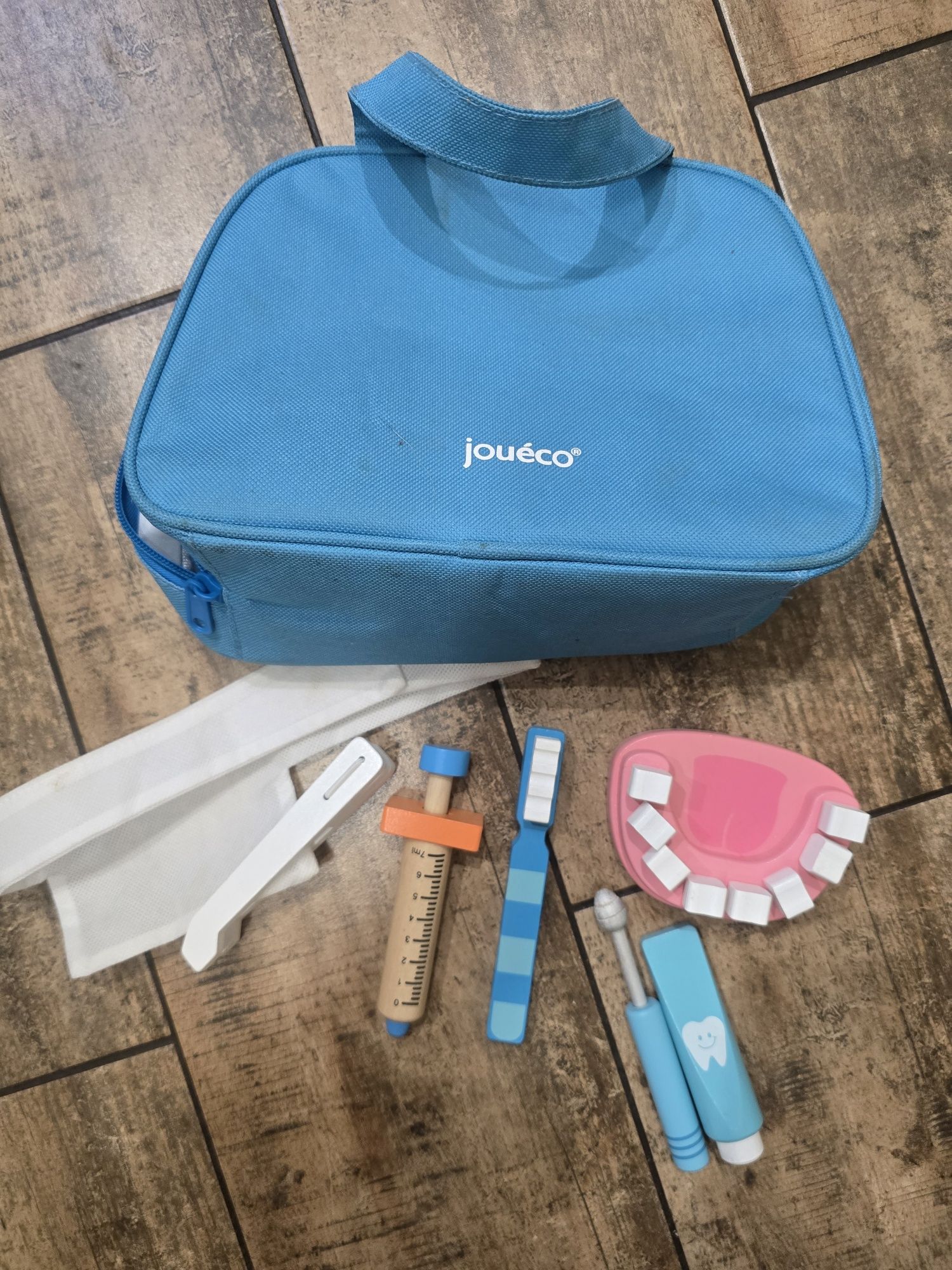 Zestaw drewniany Stomatolog Joueco dentysta