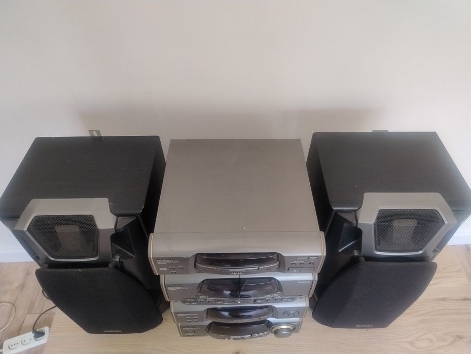 Wieża Technics EH500 z kolumnami SB EH600