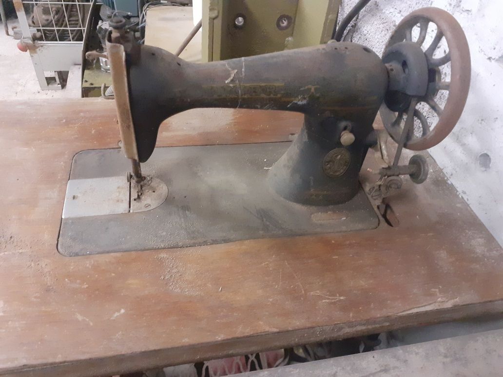 Maquinas de costura para restauro