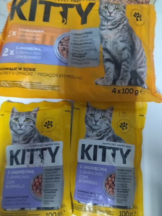 Zestaw karmòw dla kota.