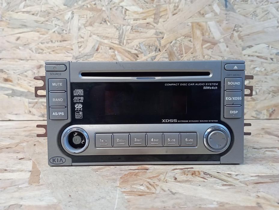 Rádio / auto-rádio KIA Carnival II (GQ)