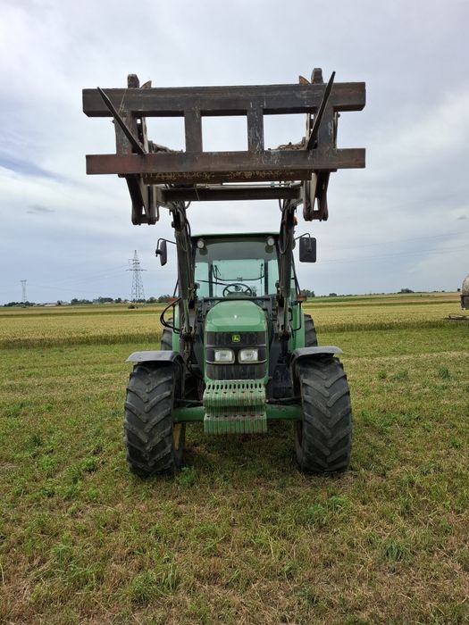 John Deere 5820 92km