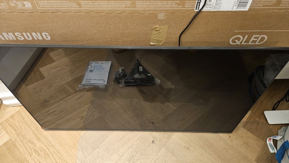 Nowy Tv Samsung 4K Qled Tizen Hdmi 2.1 QE43Q8FA