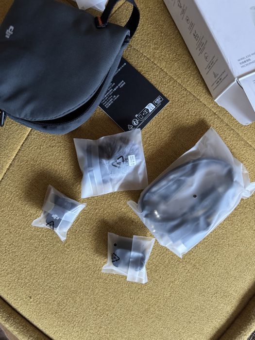 Мікрофонна радіосистема DJI Mic Mini Black, петличний мікрофон
