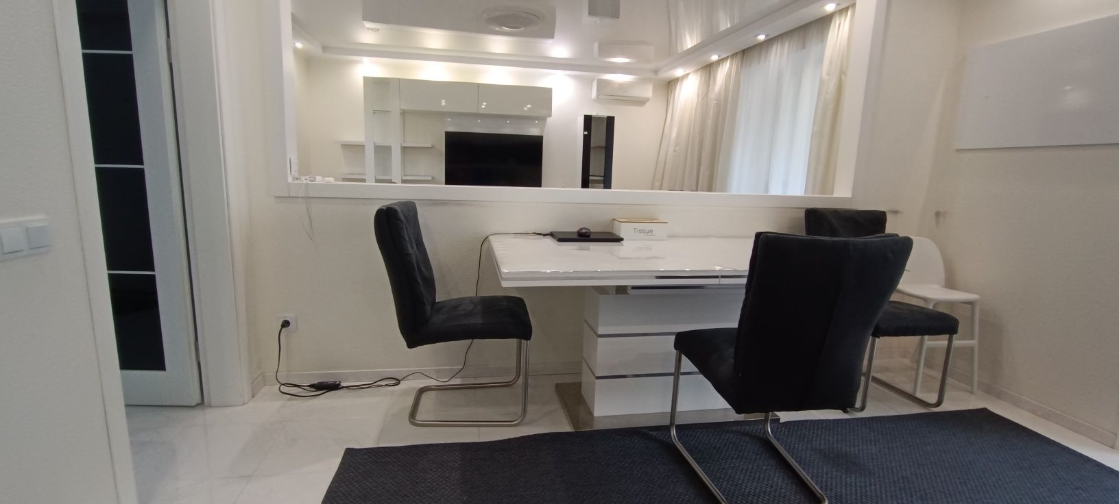Продам 3к. з сучасним ремонтом Вишенька
