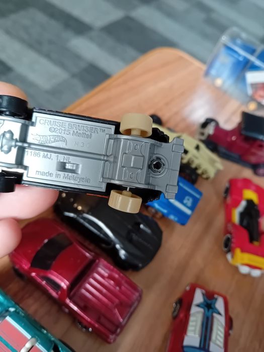 Машинки модельки,різні