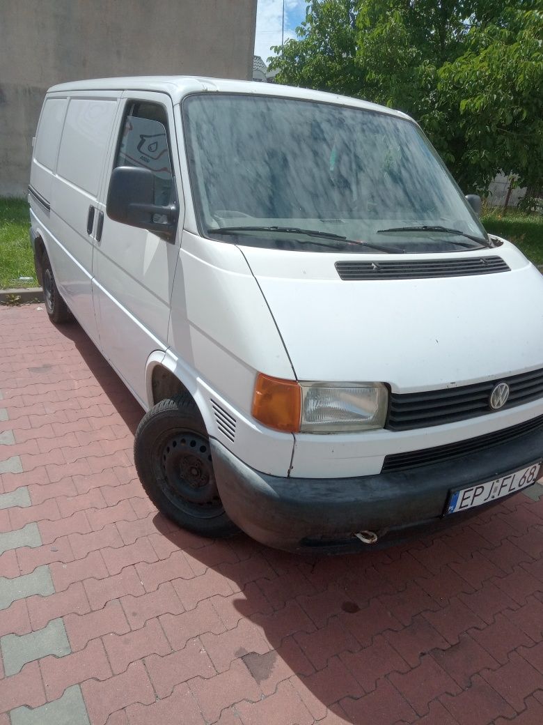 Transporter T4 1.9 TD 68 KM 2001r