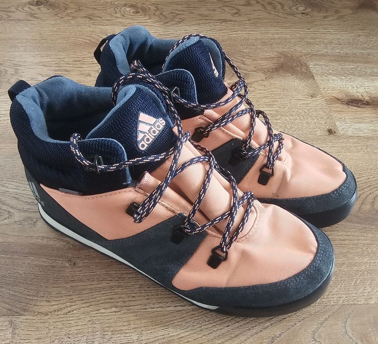 Adidas snowpitch rozm. 38 i 2/3