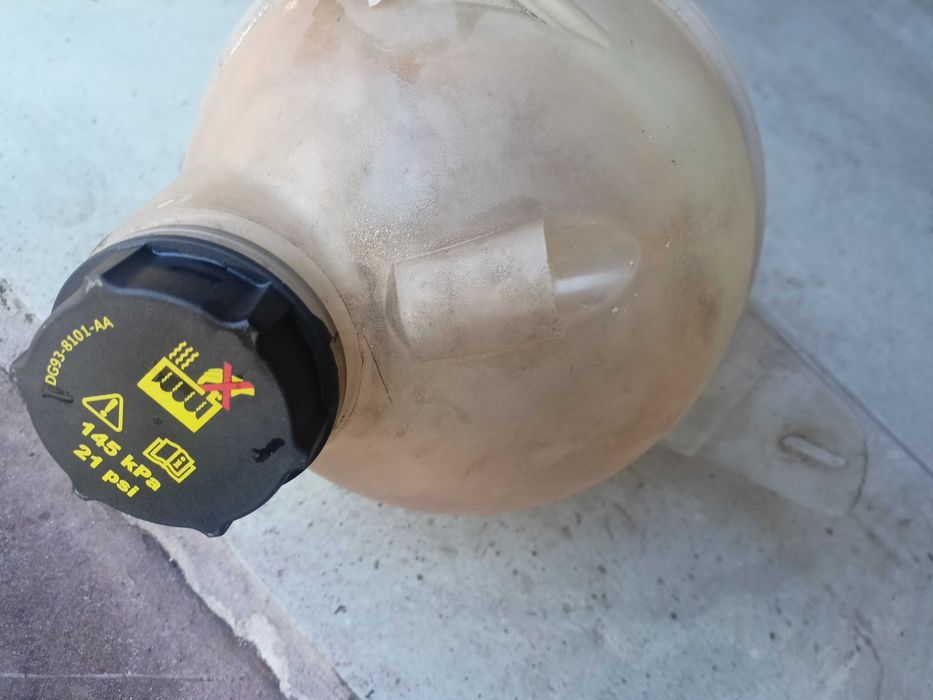 Oryginalny zbiorniczek cieczy chłodzacej FORD TRANSIT MK8