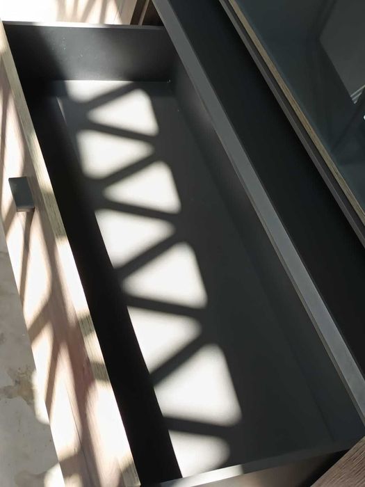 Móvel TV/ aparador em madeira para sala