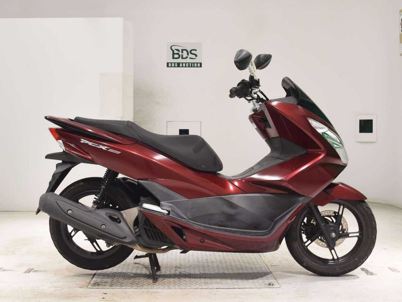 Японський скутер Honda PCX 150 KF18, мотосалон Артмото Полтава